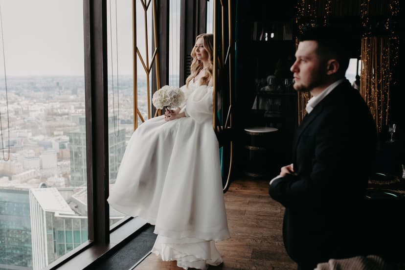 "Музеи, стадионы, метро: новые адреса счастья"